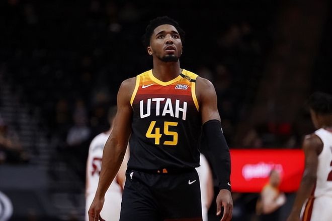 响球迷对其 响球迷对其