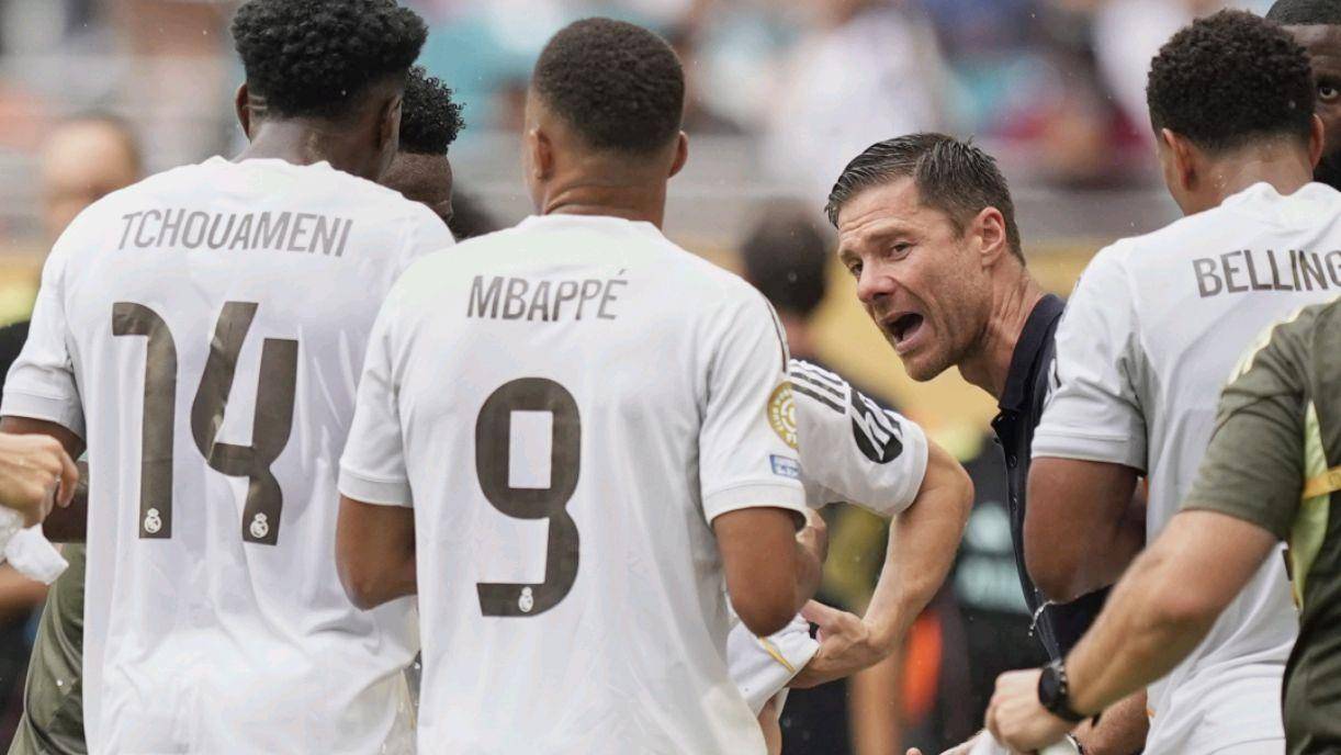 阵容中的每 阵容中的每